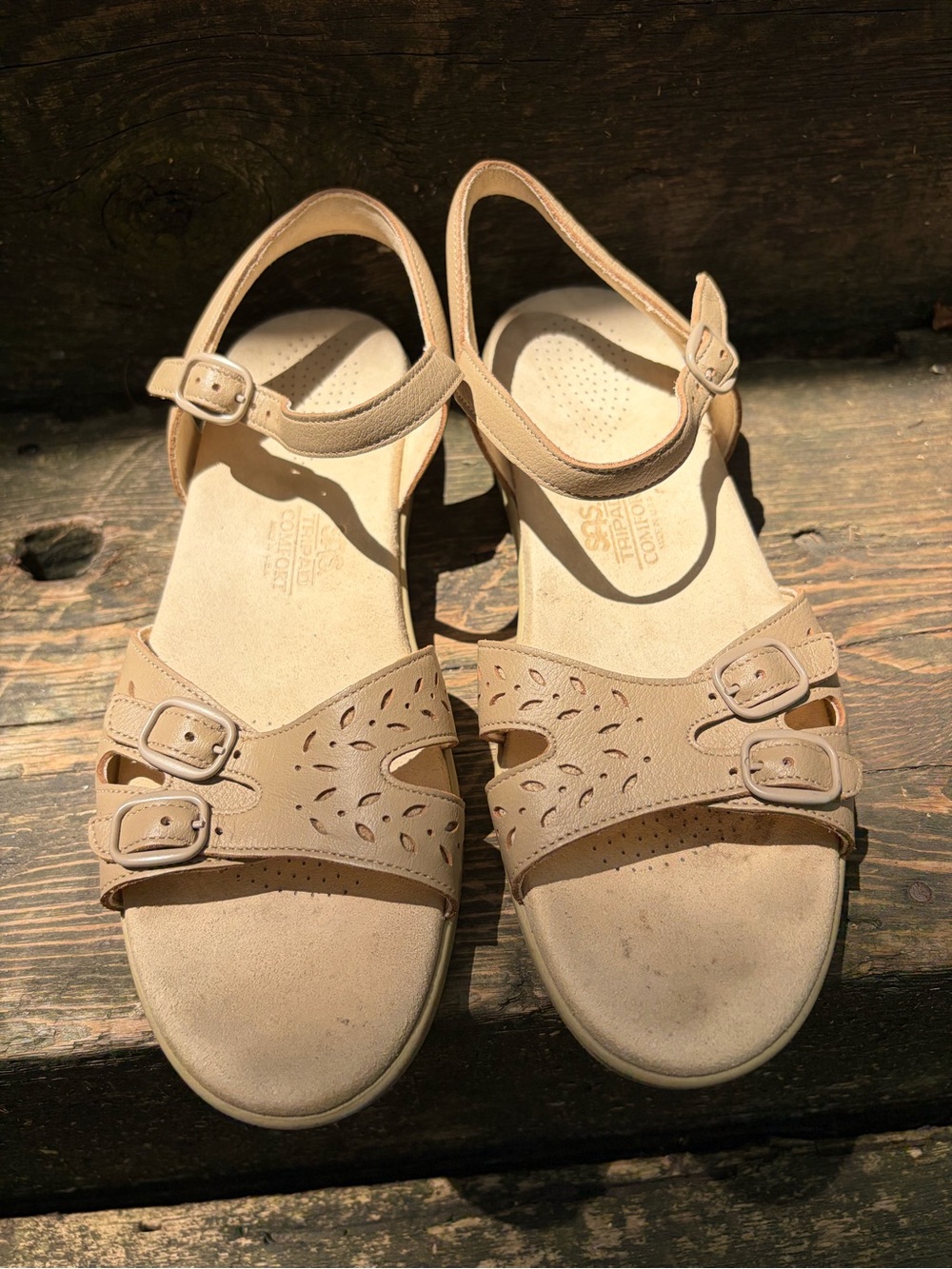 SAS Women's Tabby Caramel Laser-Cut Buckle Sandals